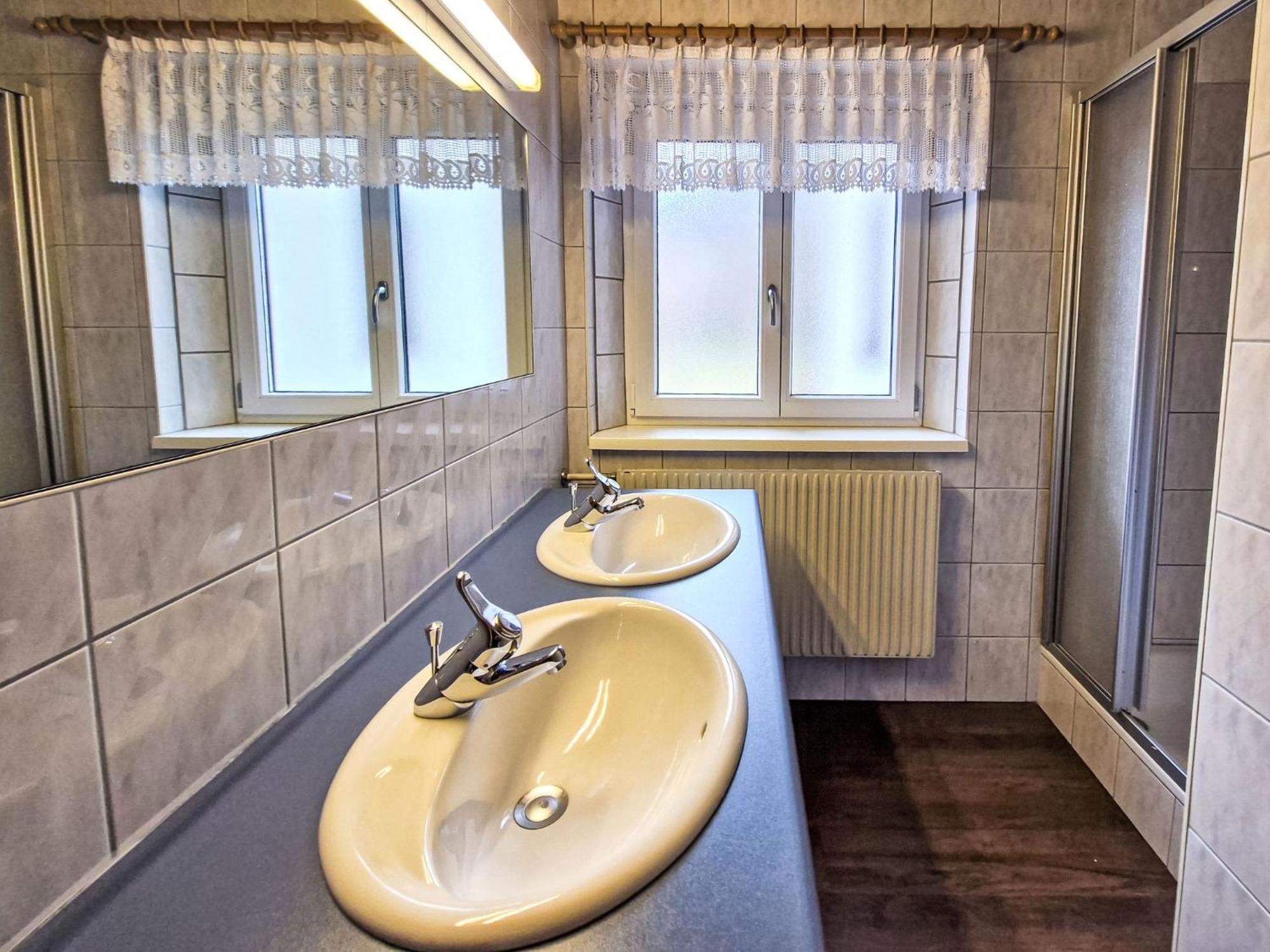 Apartment Leo By Interhome Prutz Exteriör bild